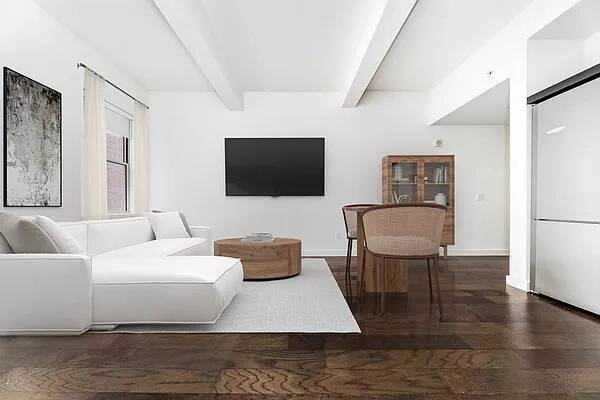 $4,194 / 1br - BRIGHT LUXURY FINANCIAL DISTRICT 1BD/1BA (Financial District)63788738447361121