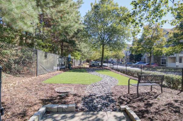 $1,830 / 2br - 1229ft2 - Looking for a real steal? You've found it. 2 bd at IMT Stoneleigh at D (Alpharetta)63921690438915123