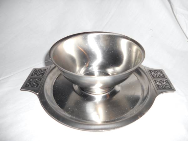 MID-CENTURY MODERN "ROGERS-INSILCO" STAINLESS GRAVY BOAT 1
