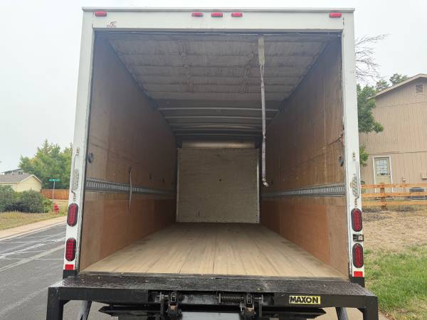2017 Isuzu NQR 18 foot - Photo 10