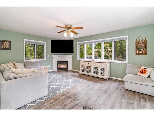 $309,900 / 3br - 1513ft2 - Just Listed - 618 Tyler Street (Anoka)64003959387139123