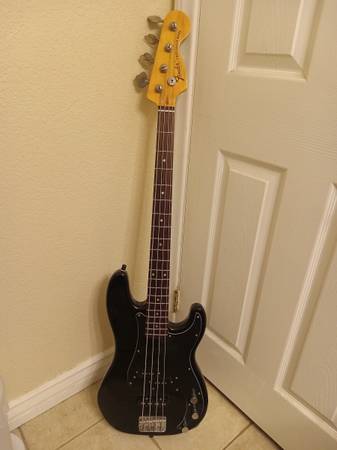 Squier pj bass guitar for sale 1