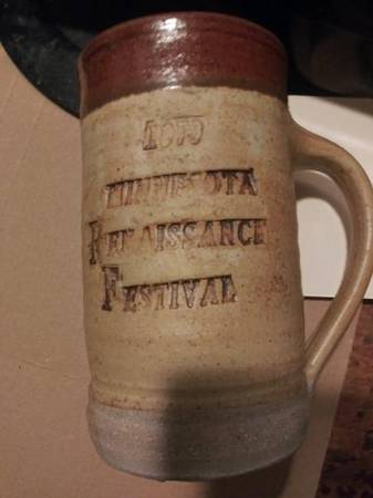 shakopee 1979 renaissance beer stein tan 1
