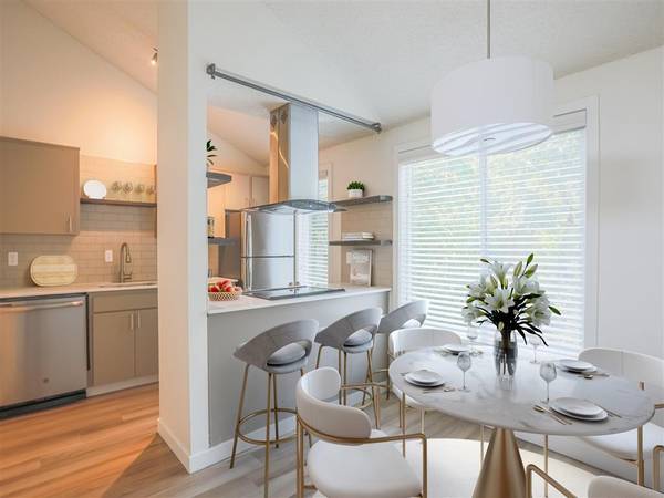 $1,994 / 2br - 1130ft2 - Generously Sized Closets, Ideal Location, Pet Friendly (West Linn)63672530343043123