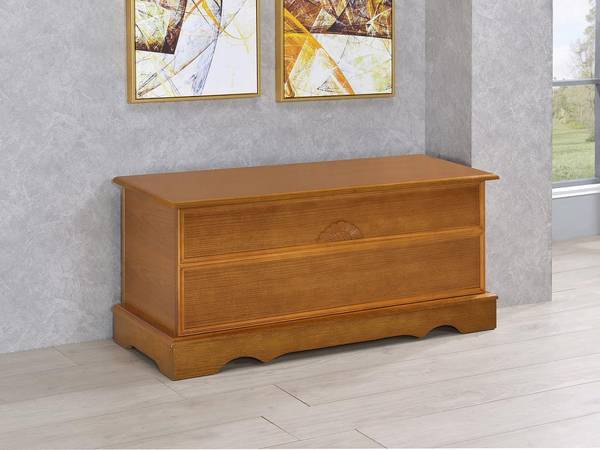 Wood Cedar Storage Chest in Honey Color Finish! 1