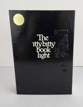Itty Bitty Book Light 1