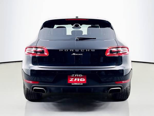 2018 Porsche Macan Base - $23,995 (_Porsche_ _Macan_ _SUV_)63498384496515123