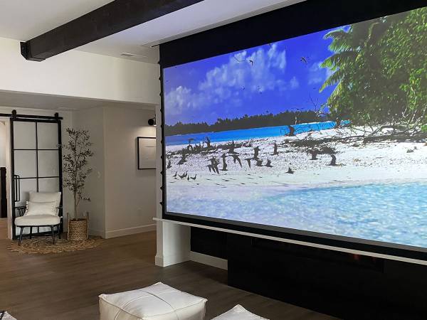 100-inch motorized projector screen 1