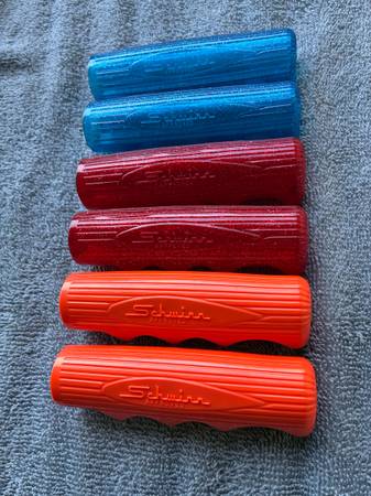 Nos Schwinn Grips 1