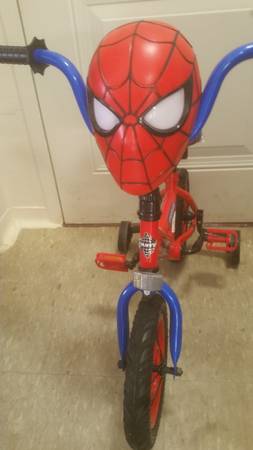 Bicicleta, "SPIDER-MAN", 12B, "Huffy" - $54 (Boston)63438961936257122
