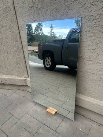 3 free mirrors 1