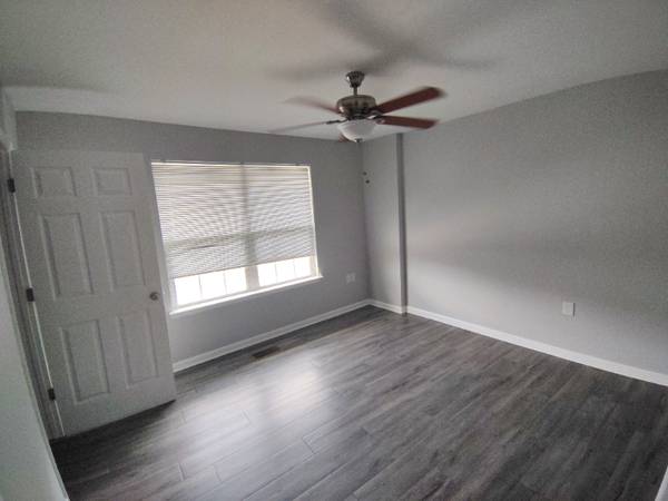 $1125.00 / 2br - 948ft2 - 09/2025 Rent Special on this Timberlake area 2 BR Townhouse in Lynchbu63851970788609122