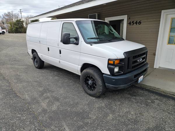 09 FORD ECONOLINE 250 - $7.990 (richland)634704220769311221