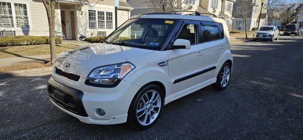 KIA SOUL LIMITED LIKE NEW MUST SEE PERFECTION $5999 - $5,999 (Staten Island)63654721529473121