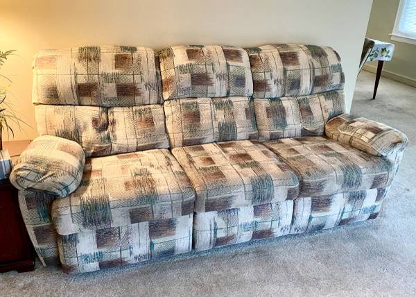 Massage couch and matching recliner 1