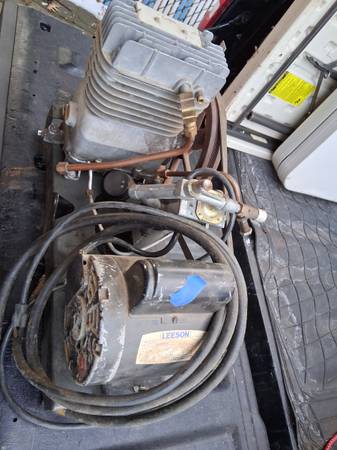 Compresure        needs tank work good, 1