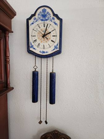 German porcelain wall clock 1