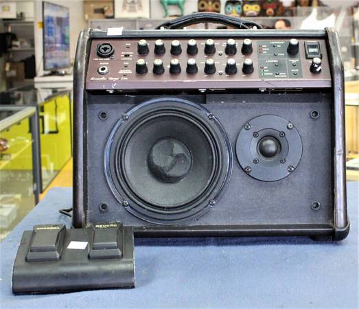 ROLAND ACOUSTIC SINGER LIVE AMPLIFIER 1