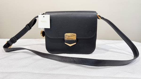 Fossil's Black leather Lennox small flap crossbody bag 1