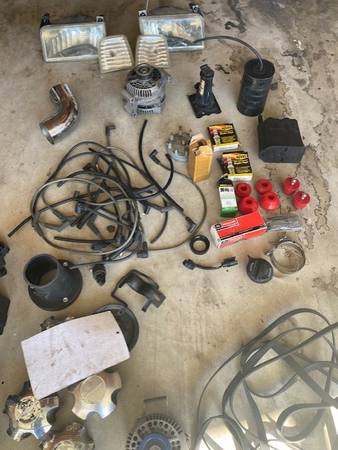 Ford Lightning PARTS!! 1