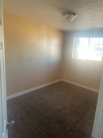$700 / 4br - Room with private attached bathroom 700/ month (Tucson)63675116586241124