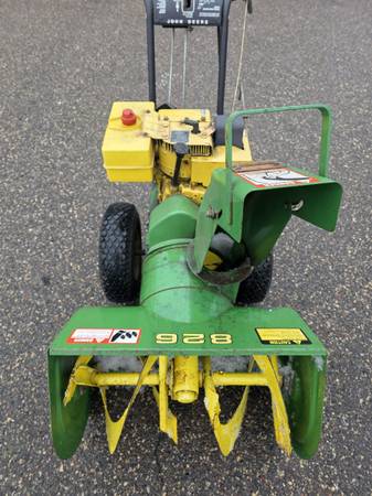 John Deere Snowblower 1