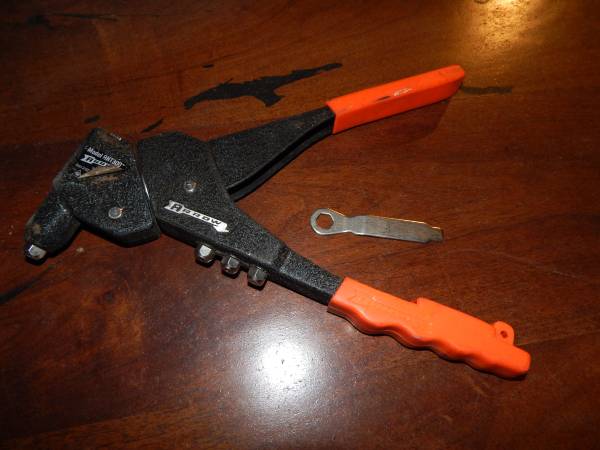 Rivet Tool 1