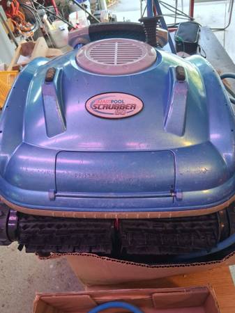 Pool scrubber 1