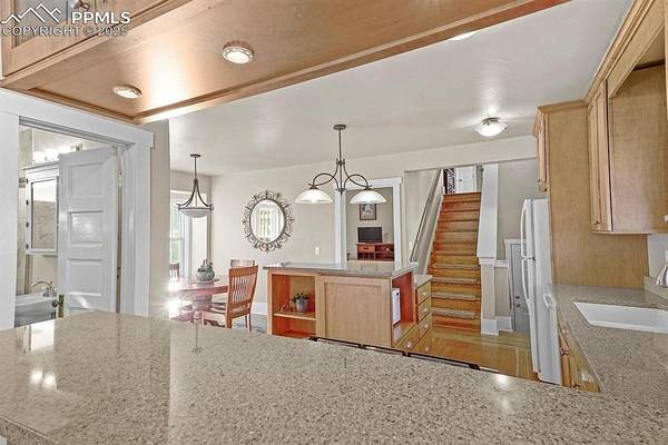 $2,427 / 3br - 1943ft2 - Encanto Craftsman – Casa de 3 habitaciones y 3 baños63687083958275123