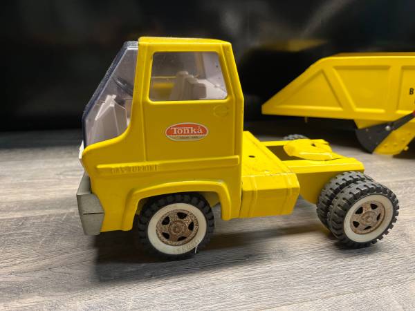Vintage Tonka Gas Turbine Bottom Dump Tractor Trailer Semi - toys