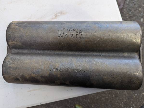 BREAD LOAF 2 CAST IRON WAGNER WARE ...RARE - $265 (sunnyvale)63437121881475124