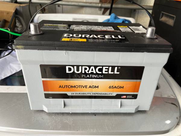 DURACELL PLATINUM CAR BATTERY 1