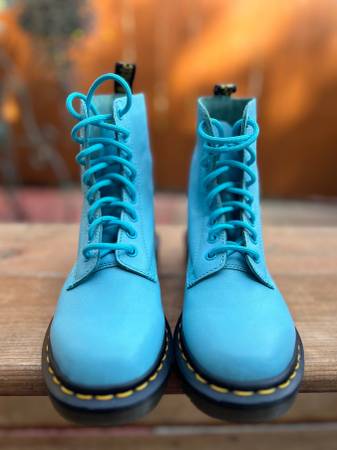 Dr martens boots 1