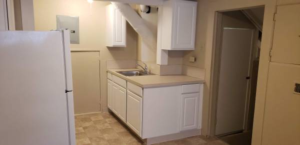 $1,295 / 2br - $1295/MO UTILITIES INCLUDED -MOVE IN SPECIAL- 455 East 13th Ave Unit B (Eugene)63977274720770124