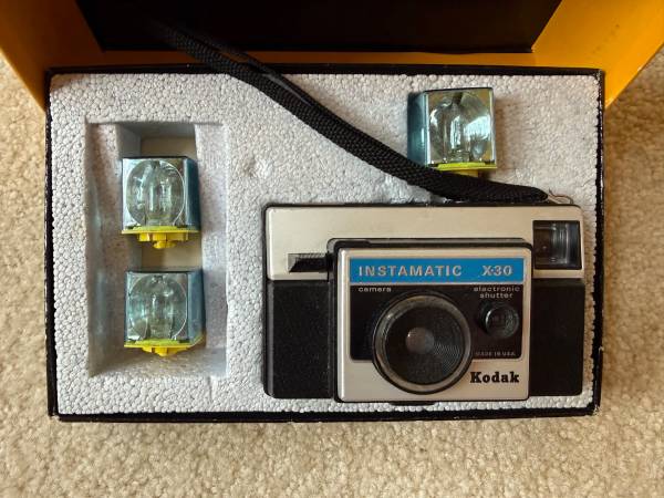 Vintage Instamatic camera X-30 1
