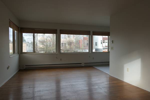 $1,625 / 1br - 684ft2 - Glen Ellyn Apts. - Beautiful Mid-Century 1BR (Ballard)63852483664131120