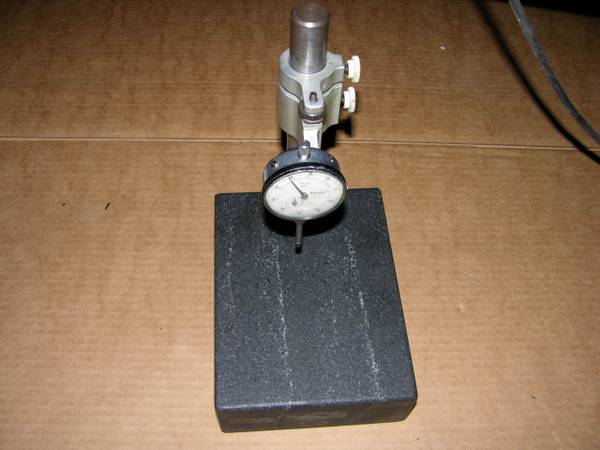 MITUTOYO 215-151-10 DIAL GAGE  AND COMPARATOR BASE 1