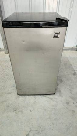 Mini fridge 1