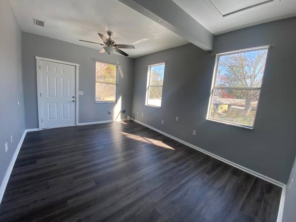 $1,300 / 1br - Newly renovated 1/1 in a beautiful quad in Archer historic home! (Archer)63822863944577121