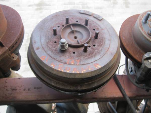 01 4runner rear differential used 1