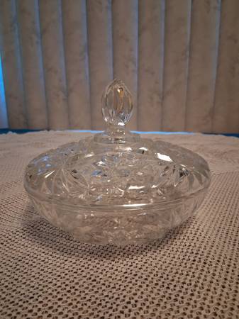 VINTAGE CANDY DISH 1