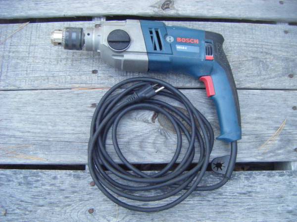 Bosch Drill HD18-2 model ~ Just as New, Used 1 time 1