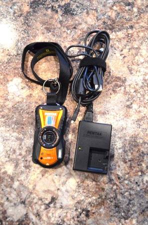 Pentax WG-1 Waterproof Camera 1