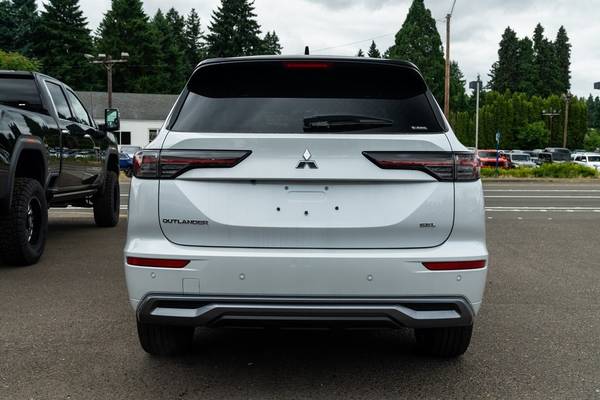 2025 Mitsubishi Outlander 4x4 4WD SEL SUV - $47,200 (Gladstone Mitsubishi)63470423835905124