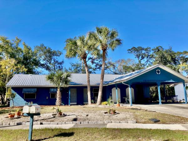 FURNISHED 2 bd duplex 1