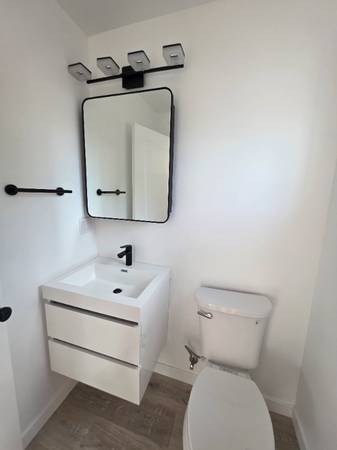 $3000.00 / 2br - 749ft2 - 2025 Newly Built 2-Story Modern Home64035739571331121