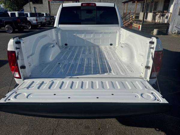2015 RAM 3500 SLT 4dr - Photo 10