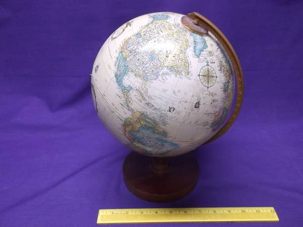 Nine inch Table World Globe Replogue World Classic made in USA 1
