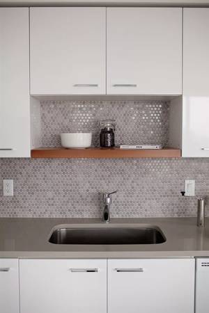 $1,495 / 1hab - 611ft2 - ¡Soﬁsticación urbana y vistas dramáticas al horizonte desde este departamento de 1 hab y 1 ba! (Portland)63672654404609121