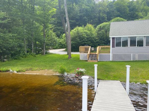 $1.300 / 2 dormitorios - 1000 pies² - Alquiler semanal de cabaña junto al agua (lago Franklin Pierce, Antrim, NH)63309768624897124
